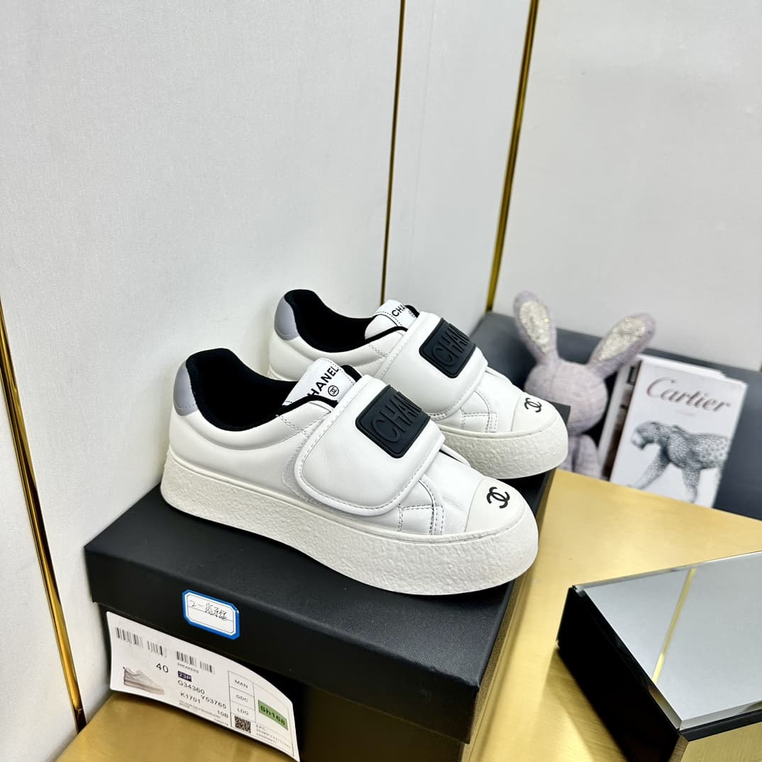 Chanel Women Sneaker