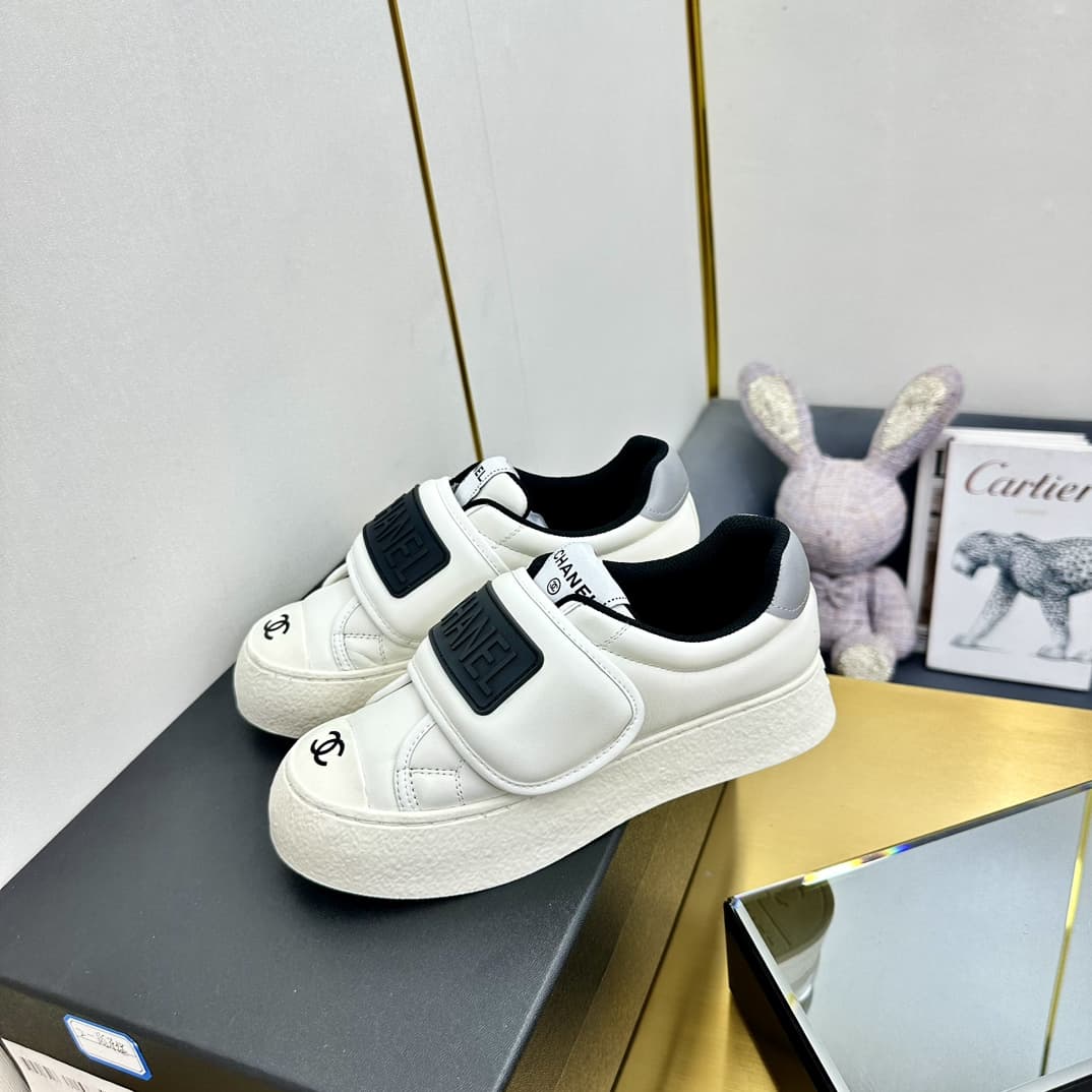 Chanel Women Sneaker