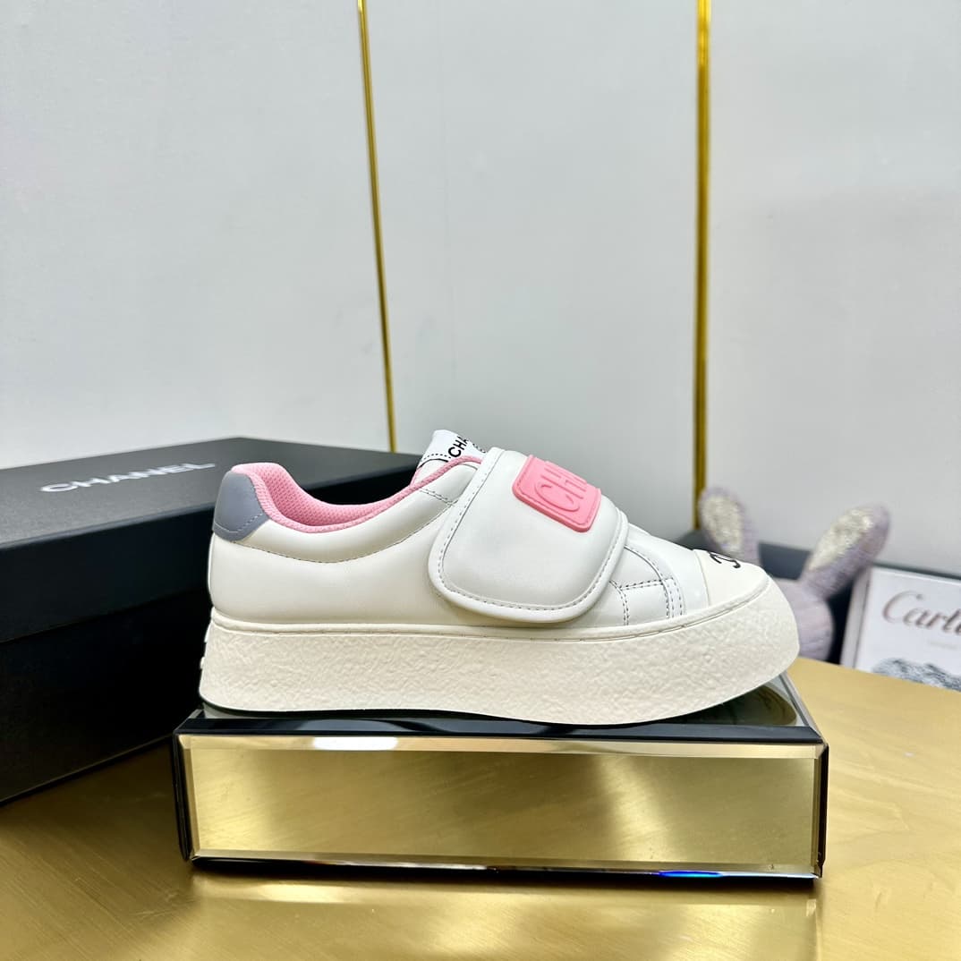 Chanel Women Sneaker