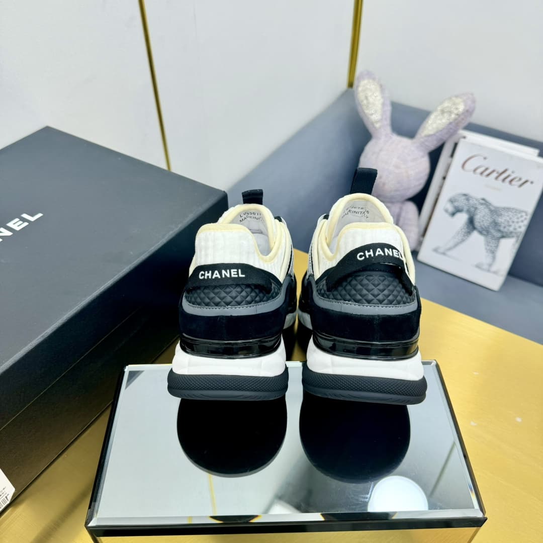 Chanel Men Women Sneaker 