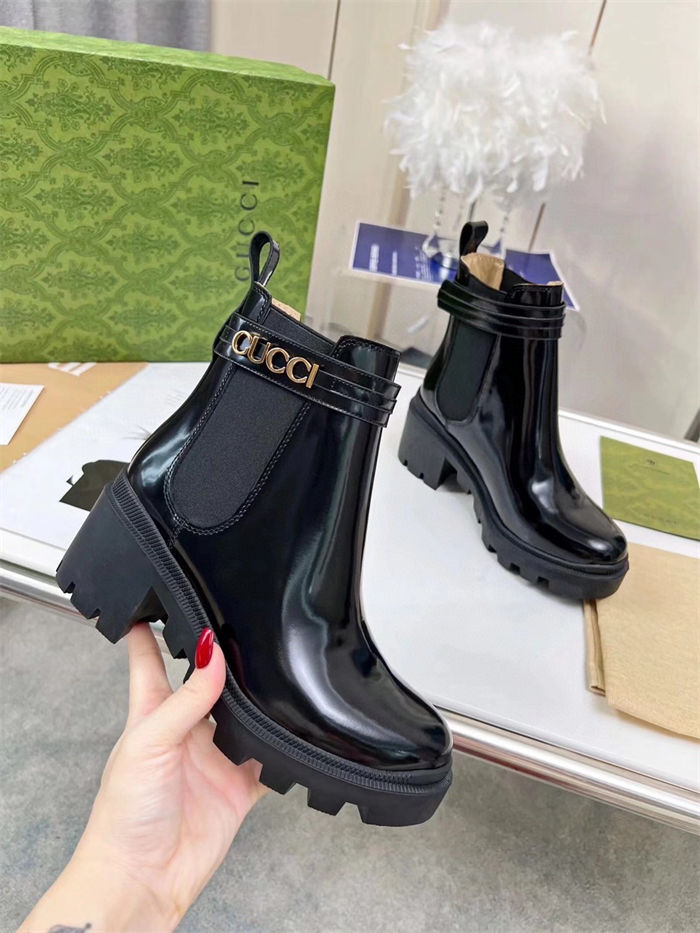 Gucci Ankle Boots Leather with Logo