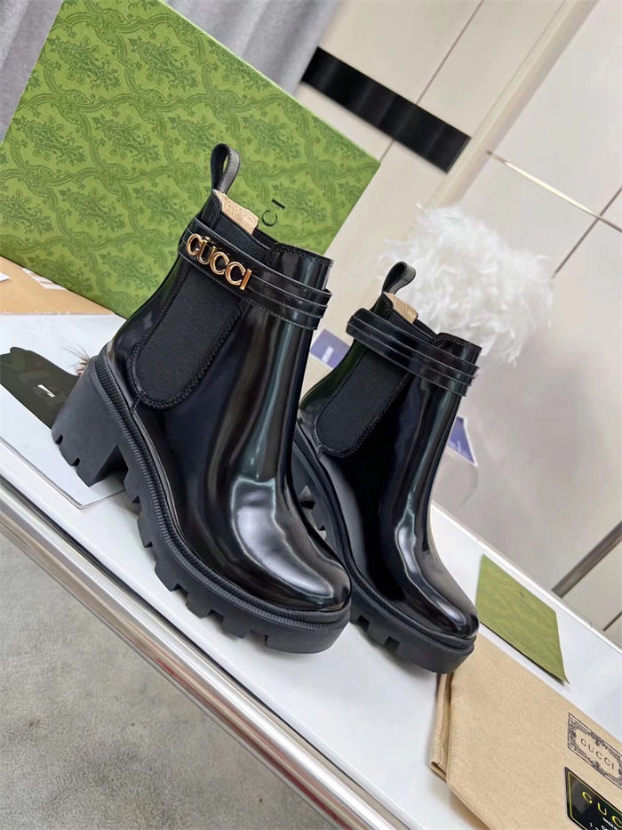 Gucci Ankle Boots Leather with Logo