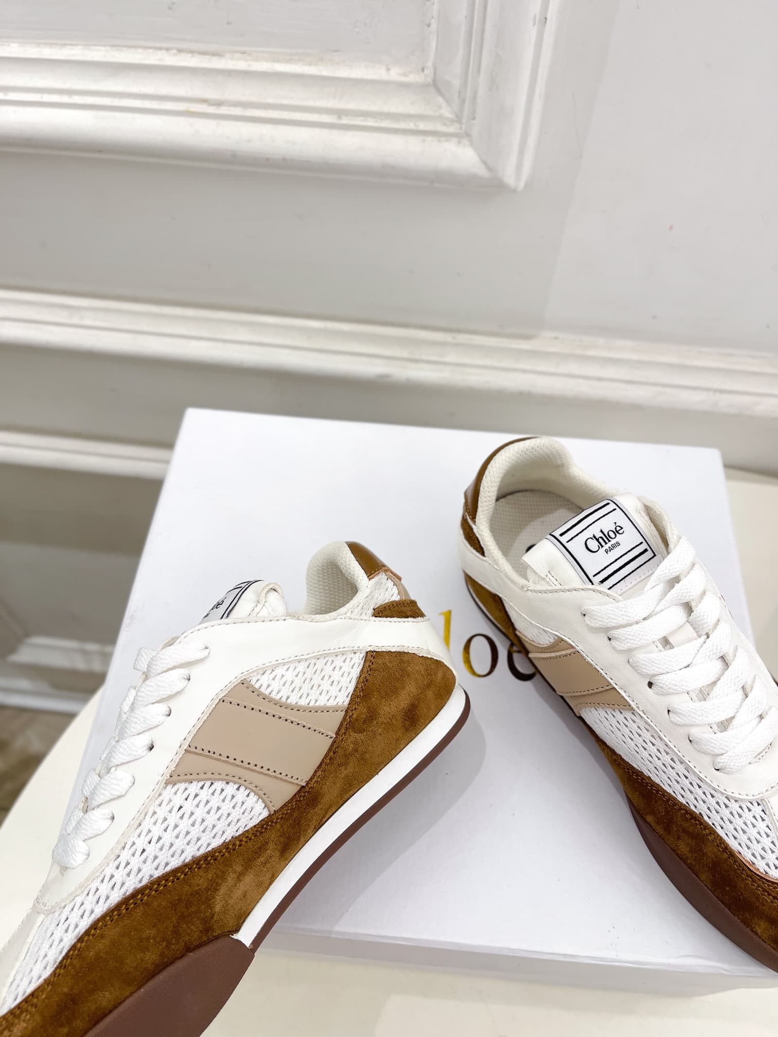 Chloe Women Sneakers