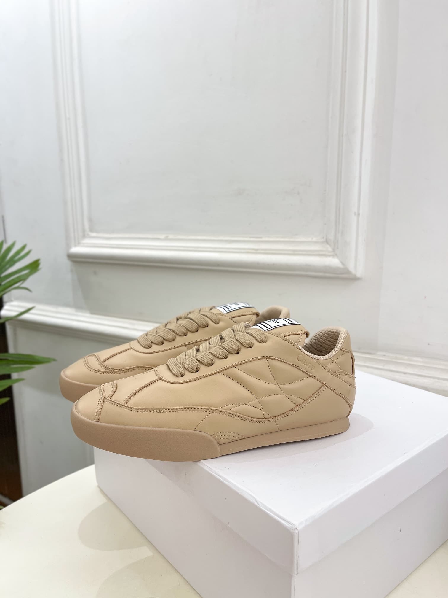 Chloe Women Sneakers