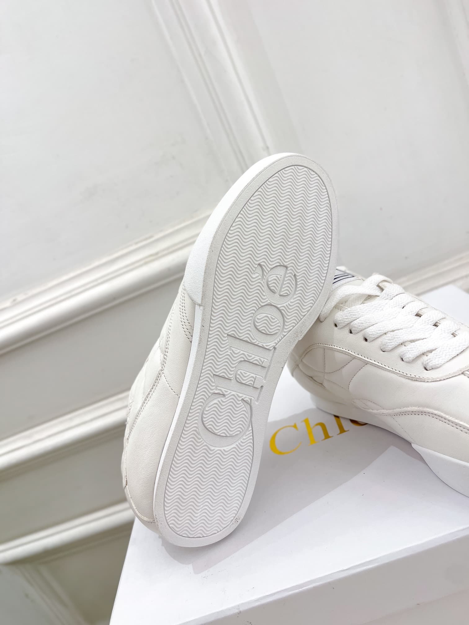 Chloe Women Sneakers