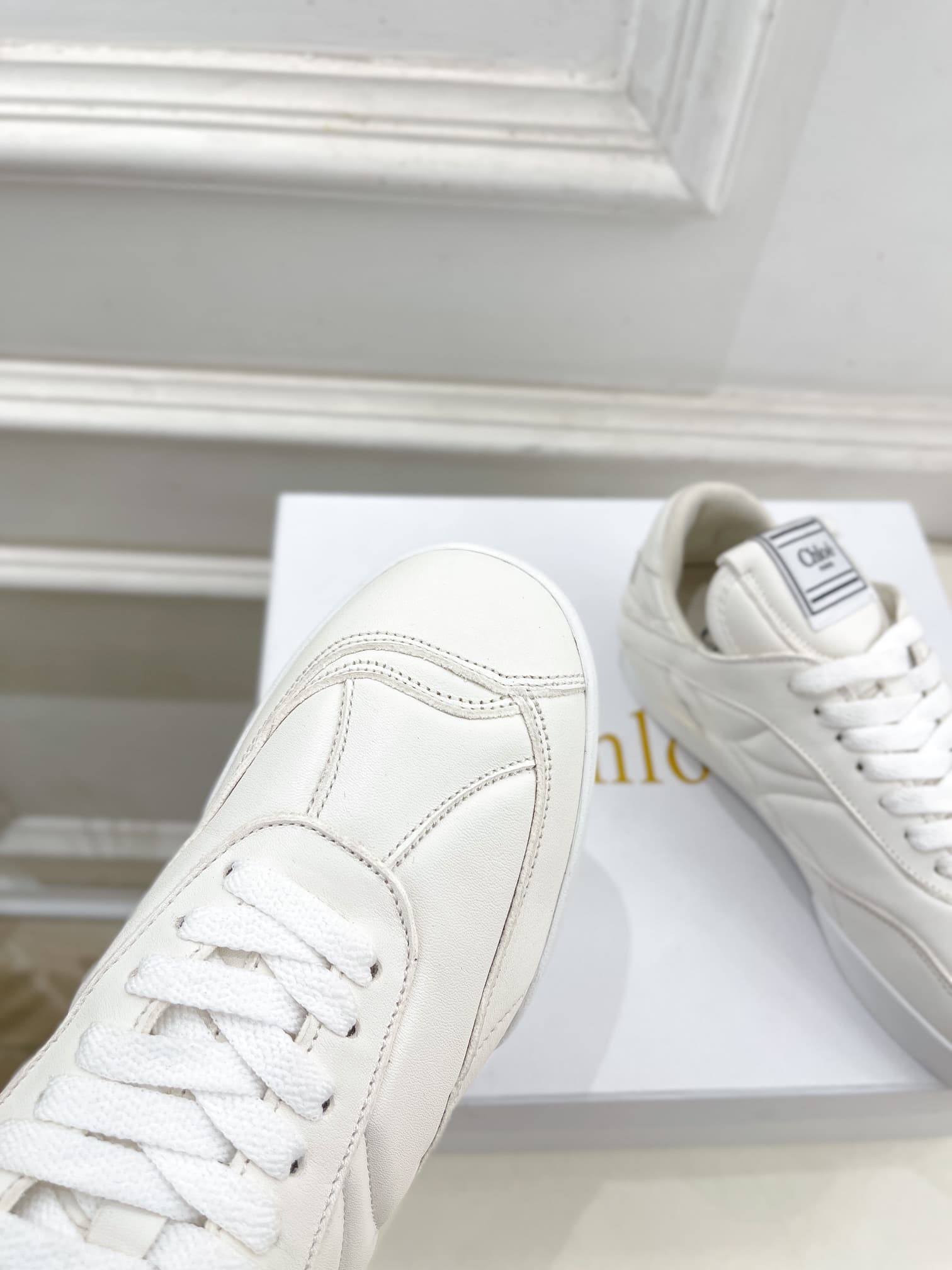 Chloe Women Sneakers