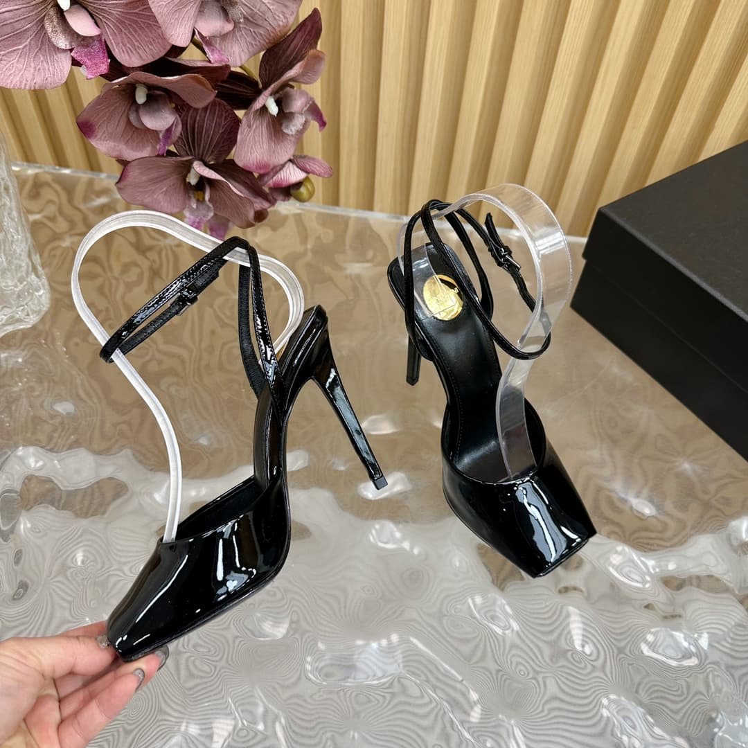 Saint Laurent Pumps