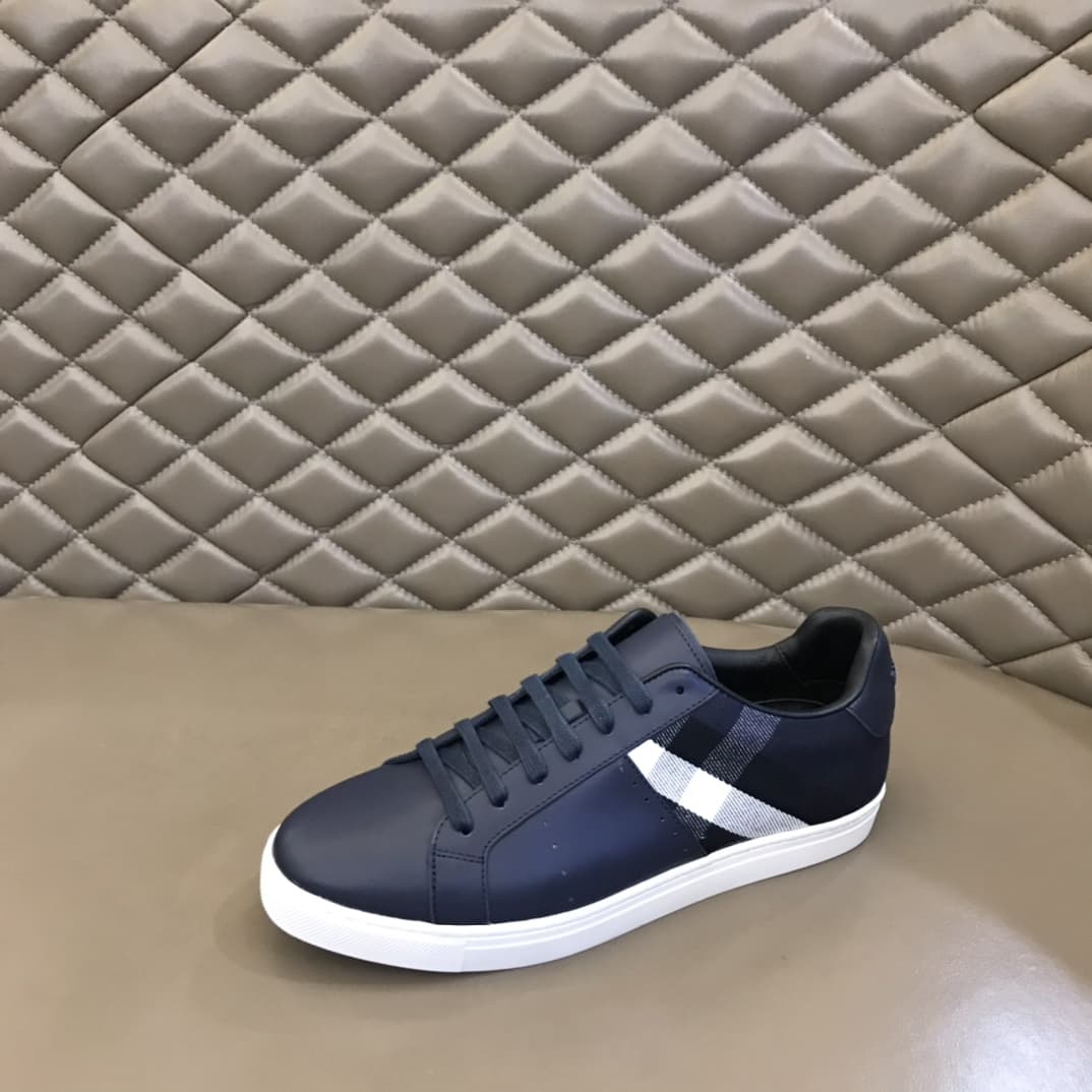 Burberry Men Sneaker