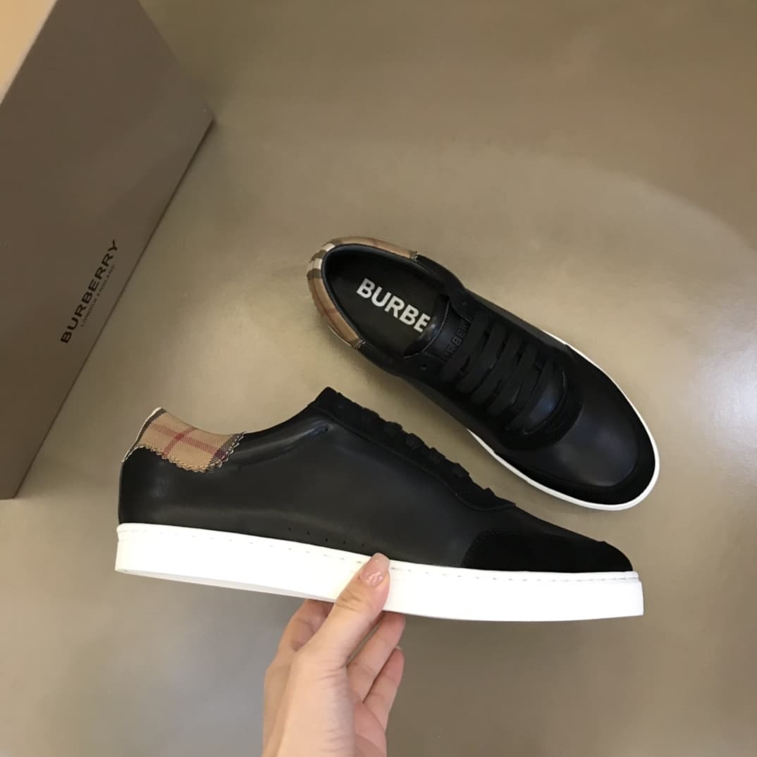 Burberry Men Sneaker