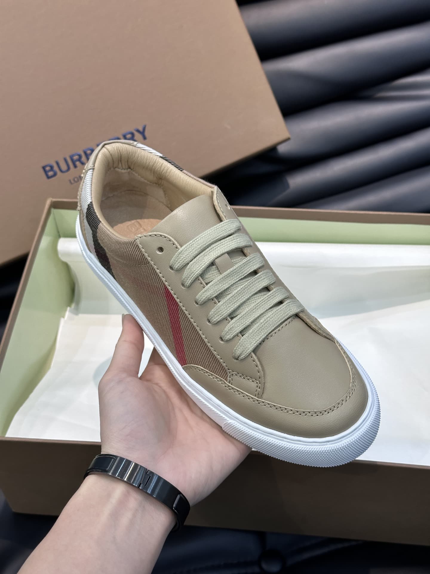 Burberry Men Sneaker