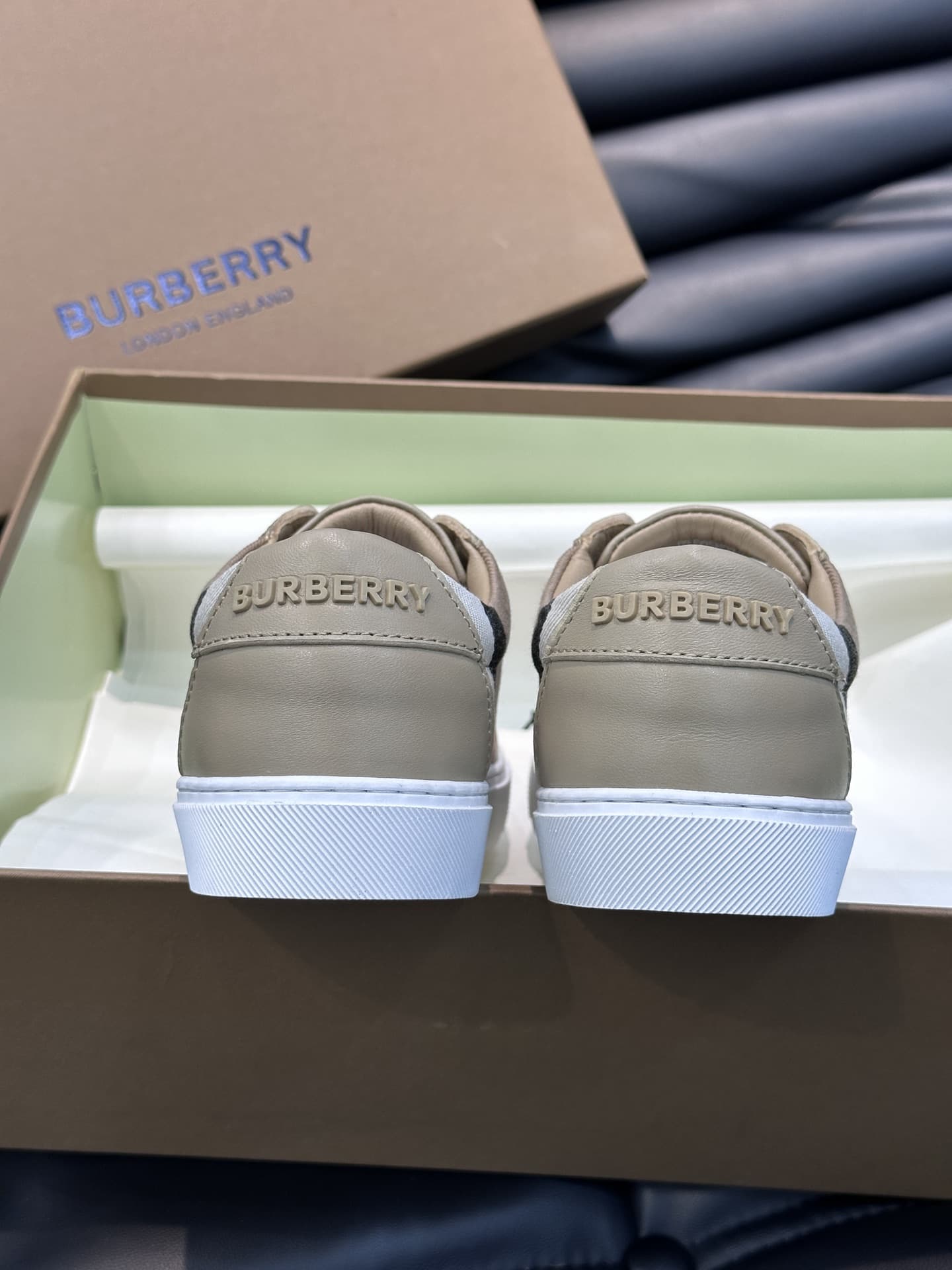 Burberry Men Sneaker