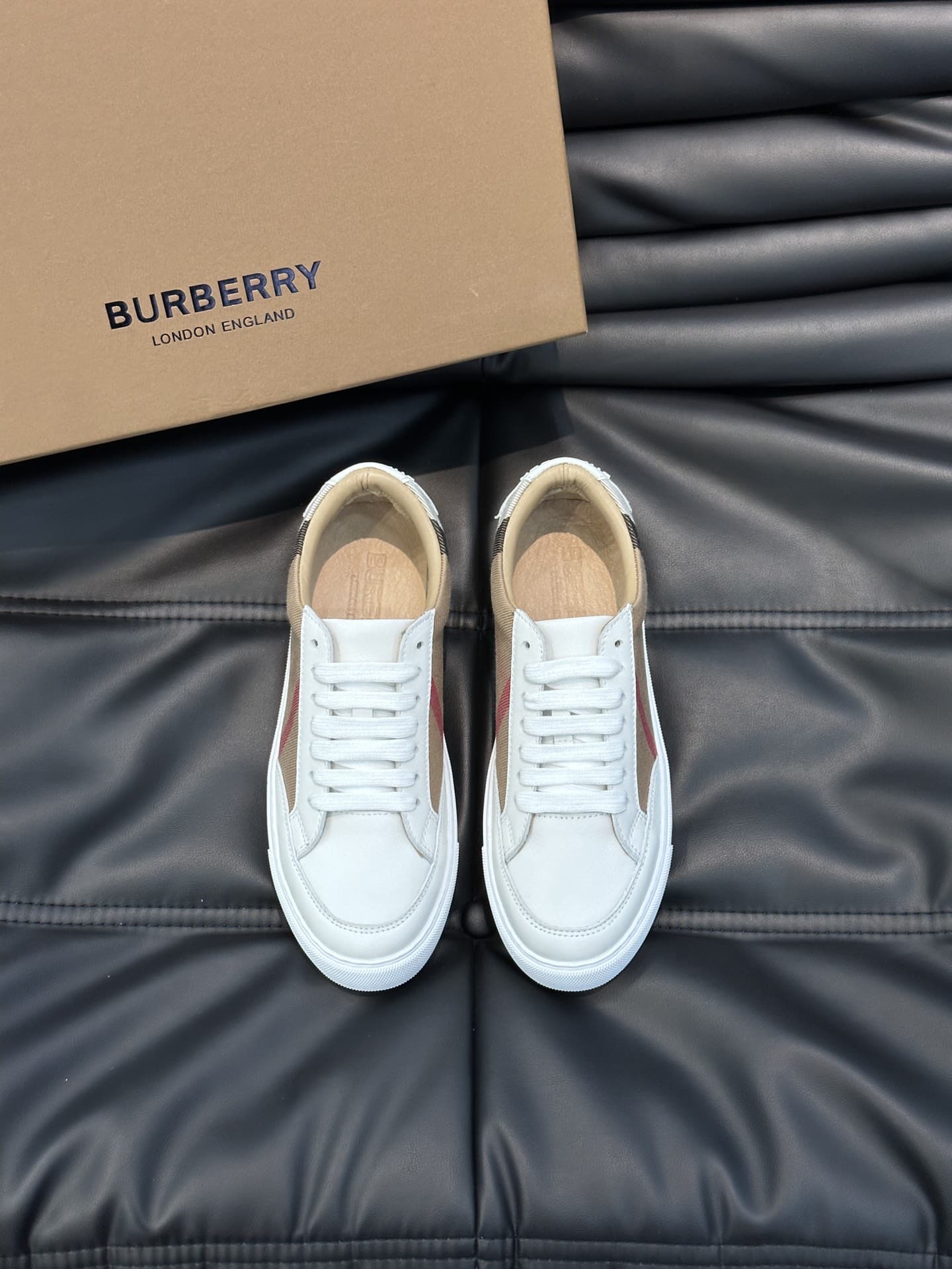 Burberry Men Sneaker