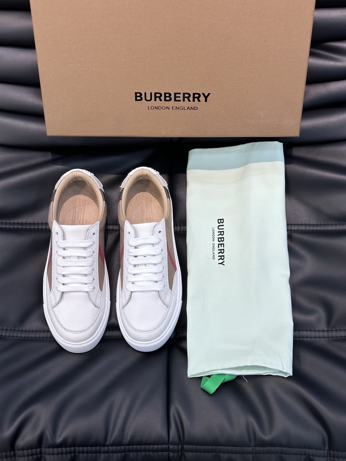 Burberry Men Sneaker