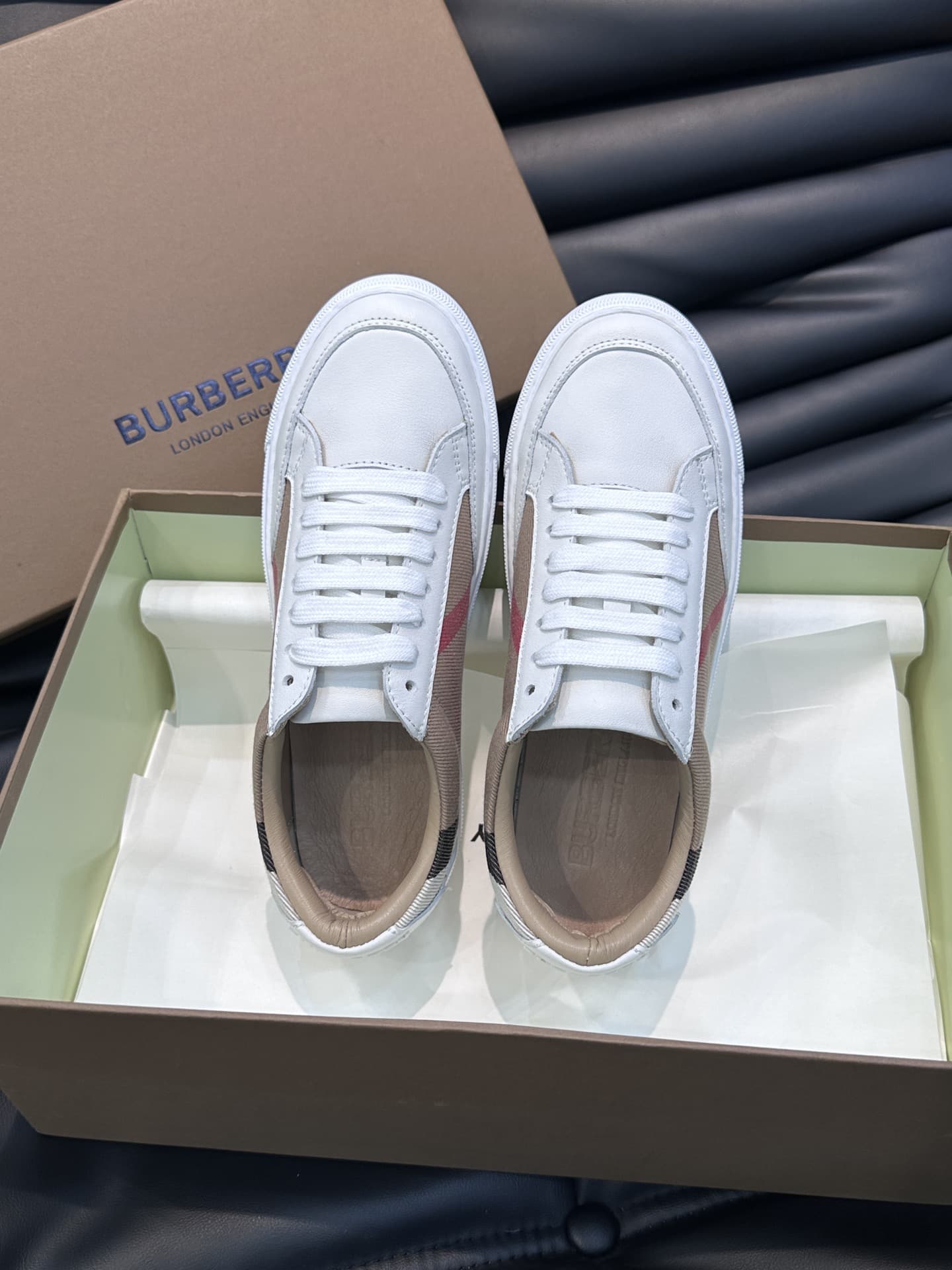 Burberry Men Sneaker