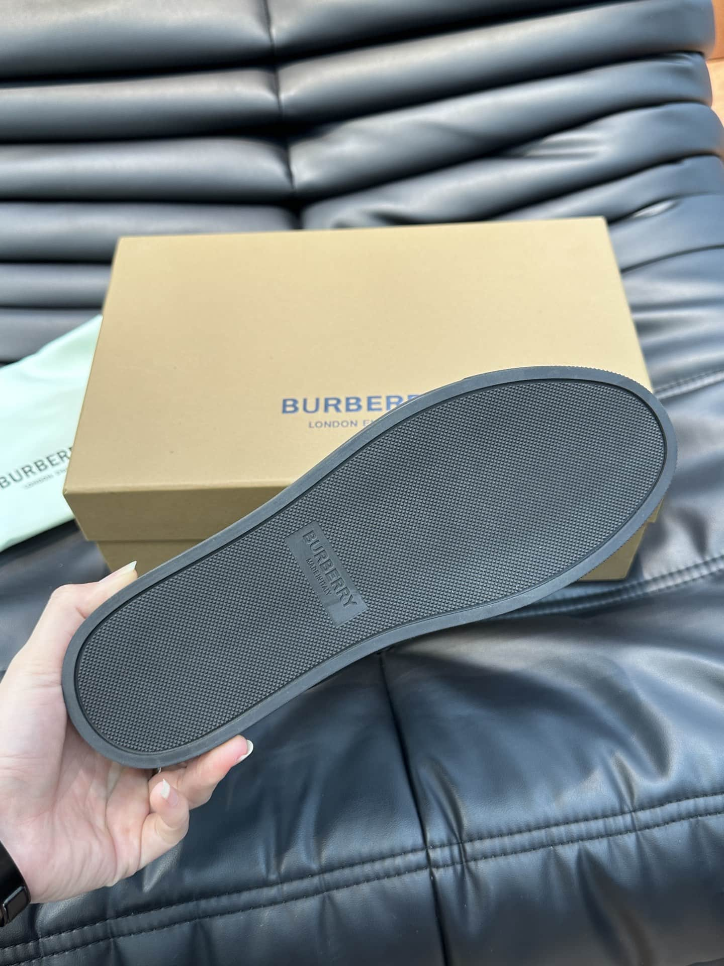 Burberry Men Sneaker