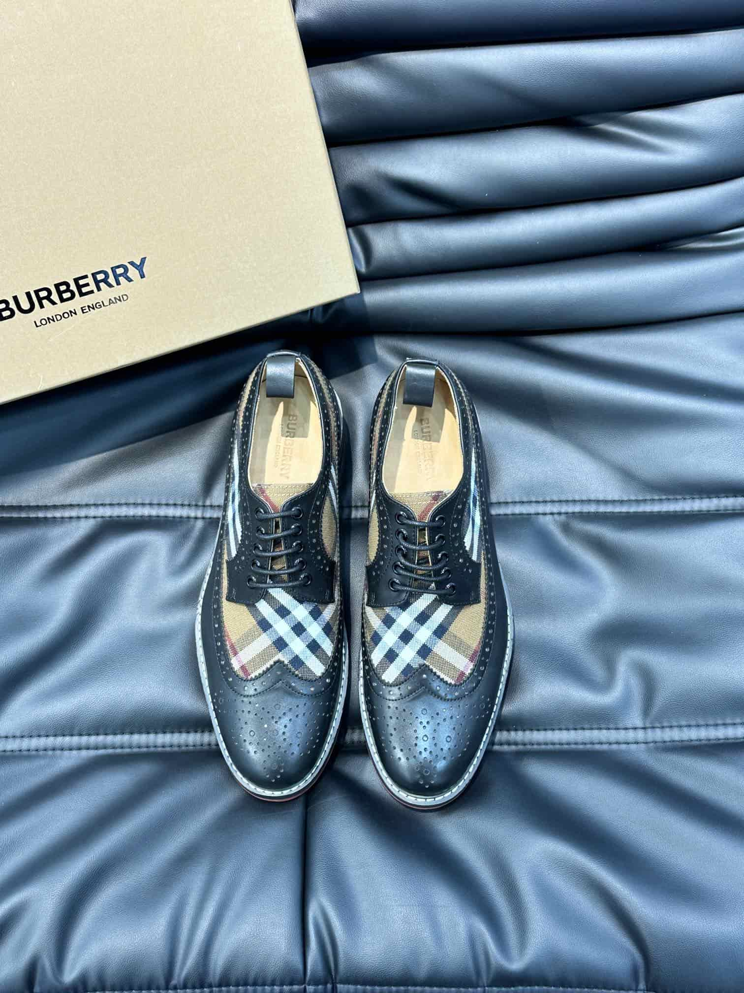 Burberry Men Lace-ups