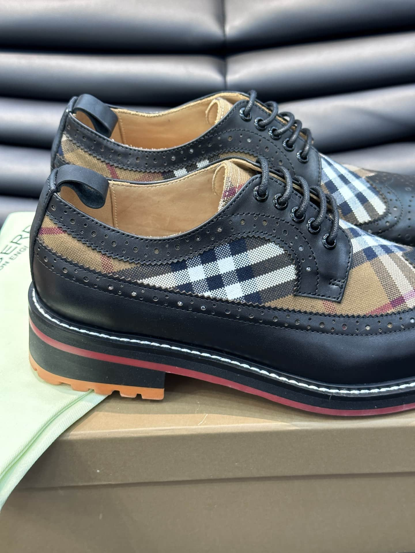 Burberry Men Lace-ups