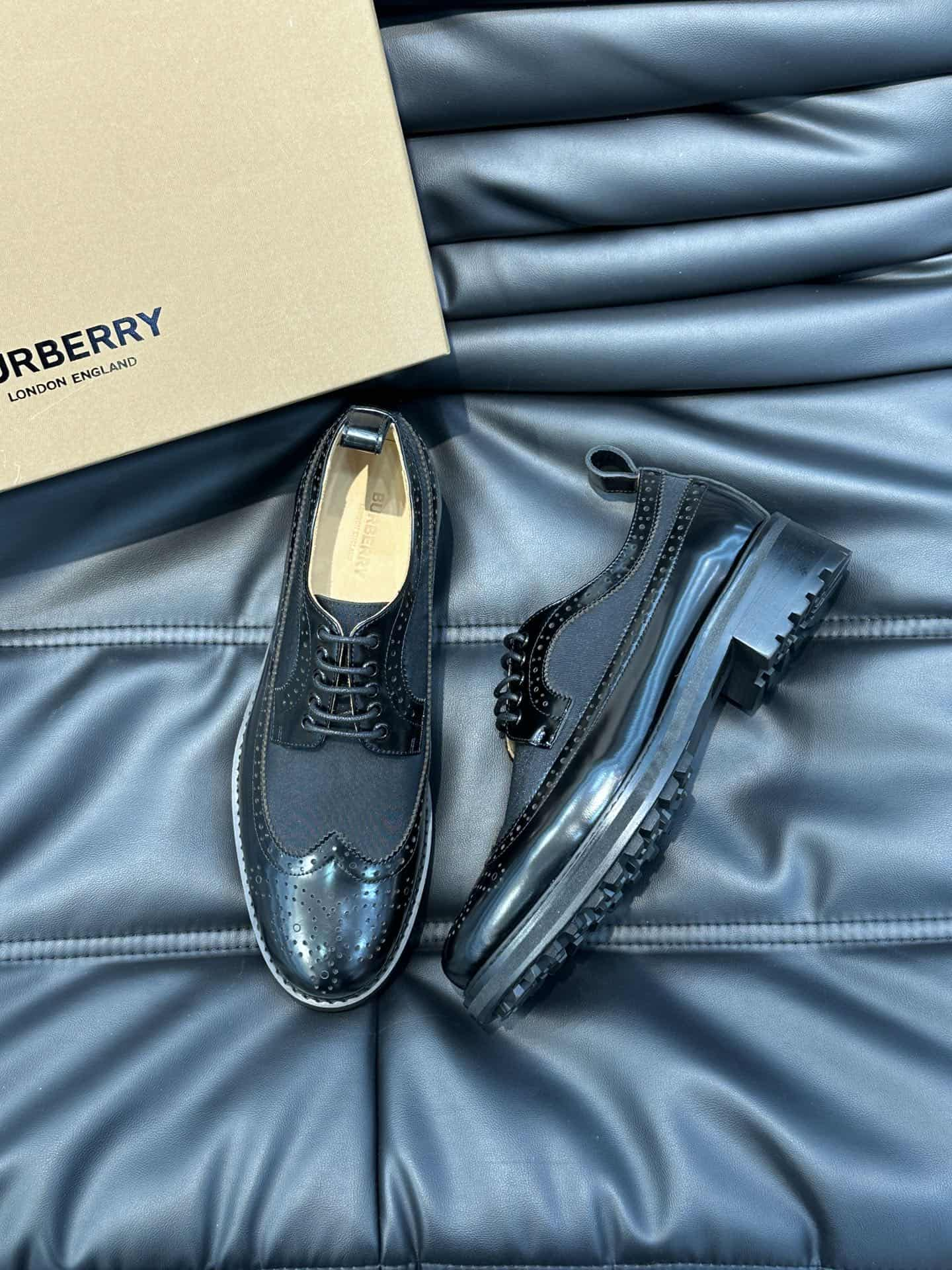 Burberry Men Lace-ups