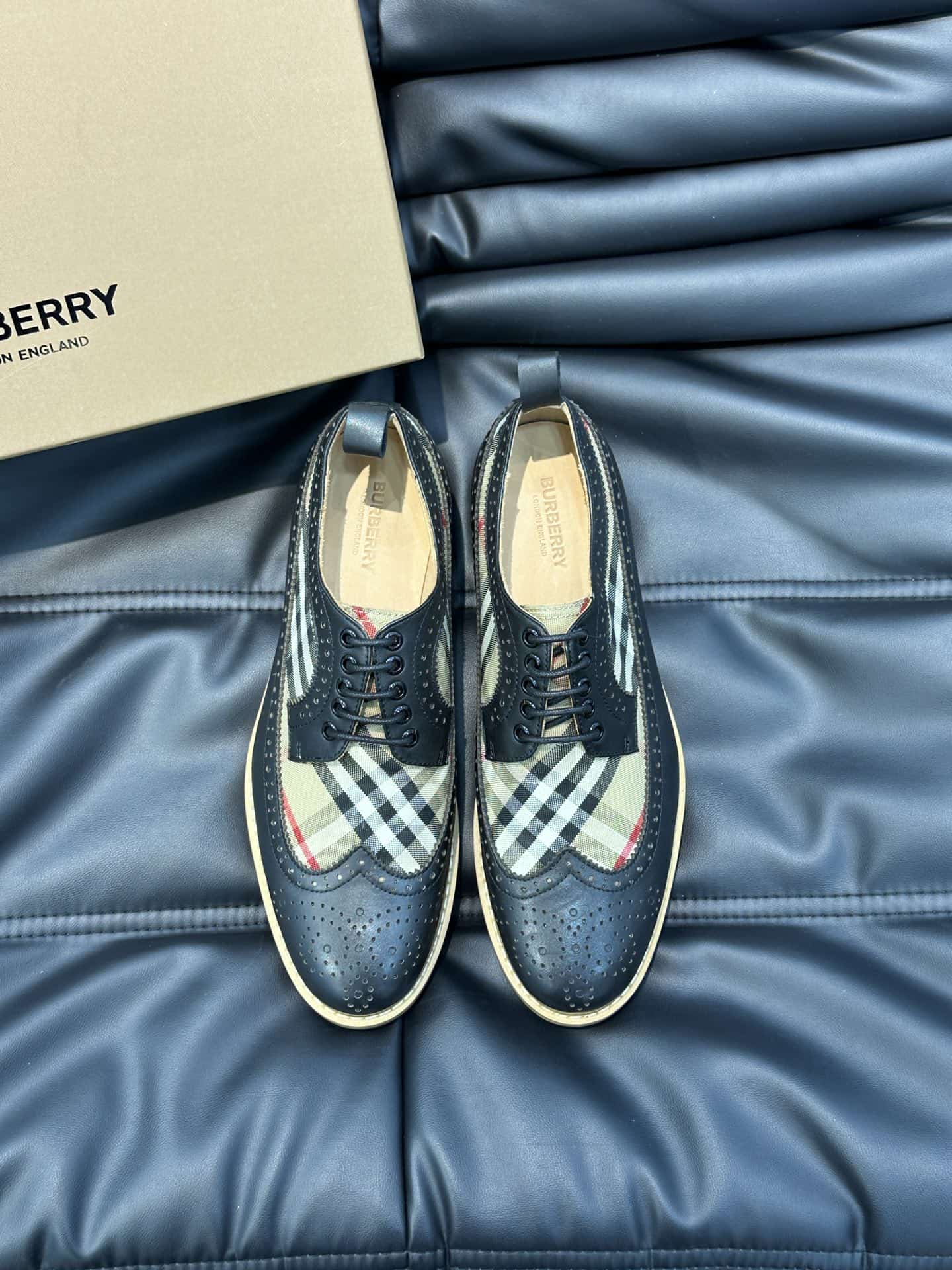 Burberry Men Lace-ups