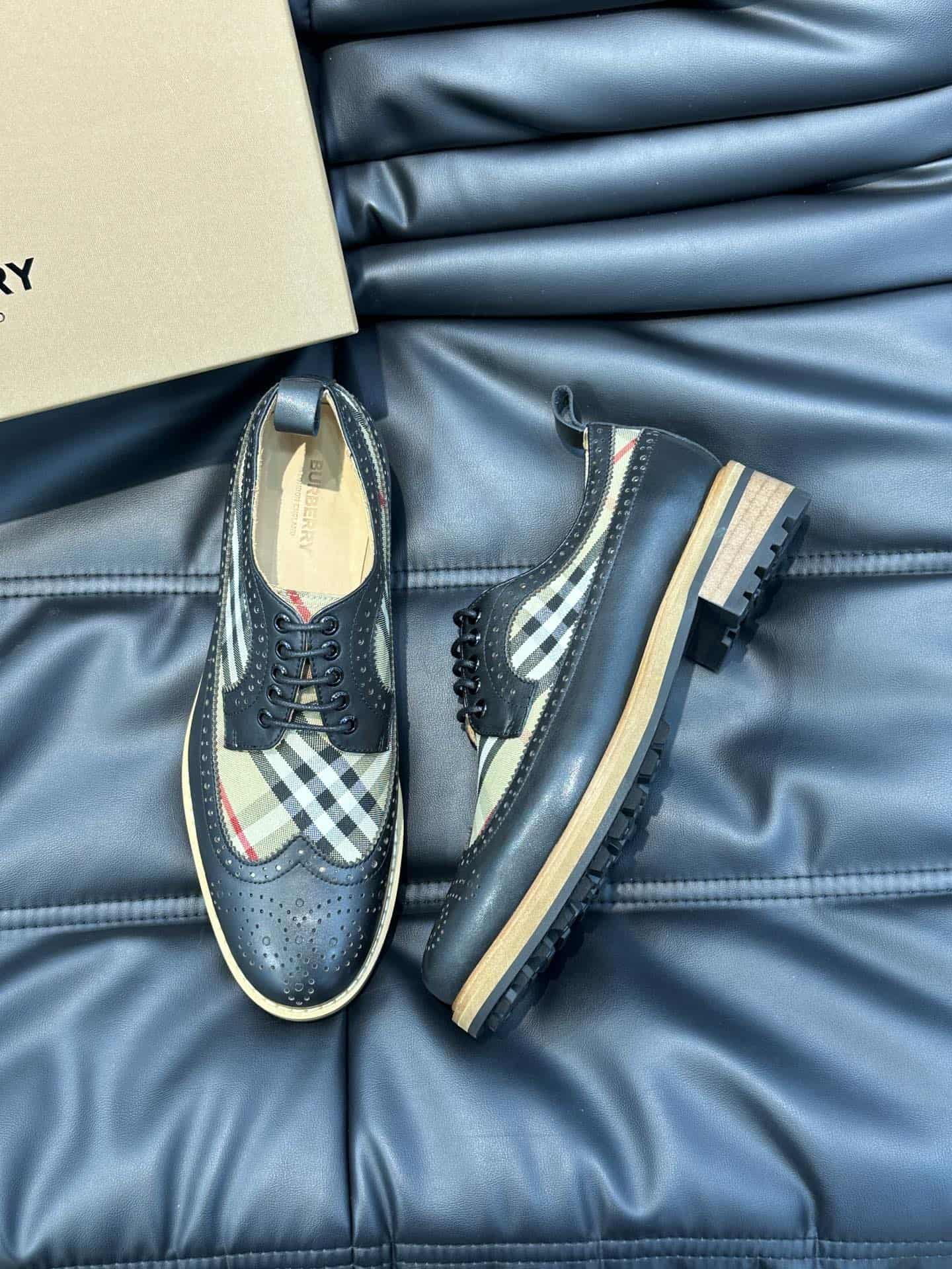 Burberry Men Lace-ups