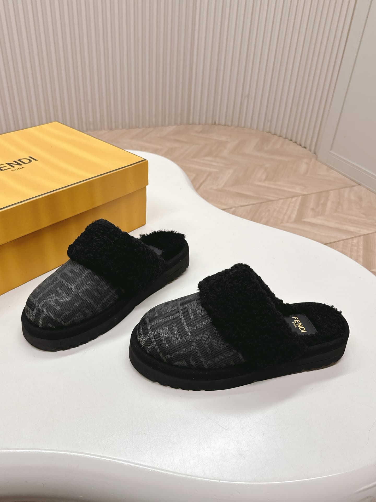 Fendi Women's Slides