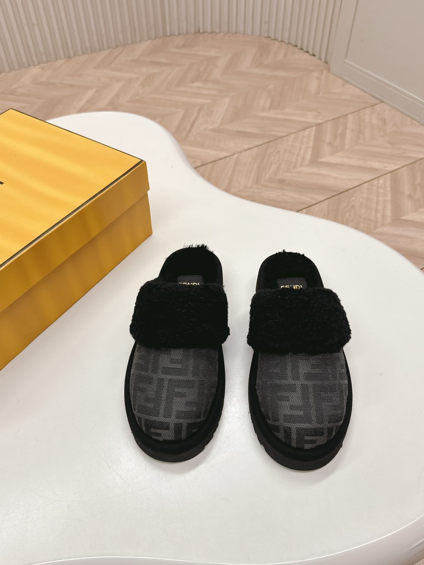 Fendi Women's Slides