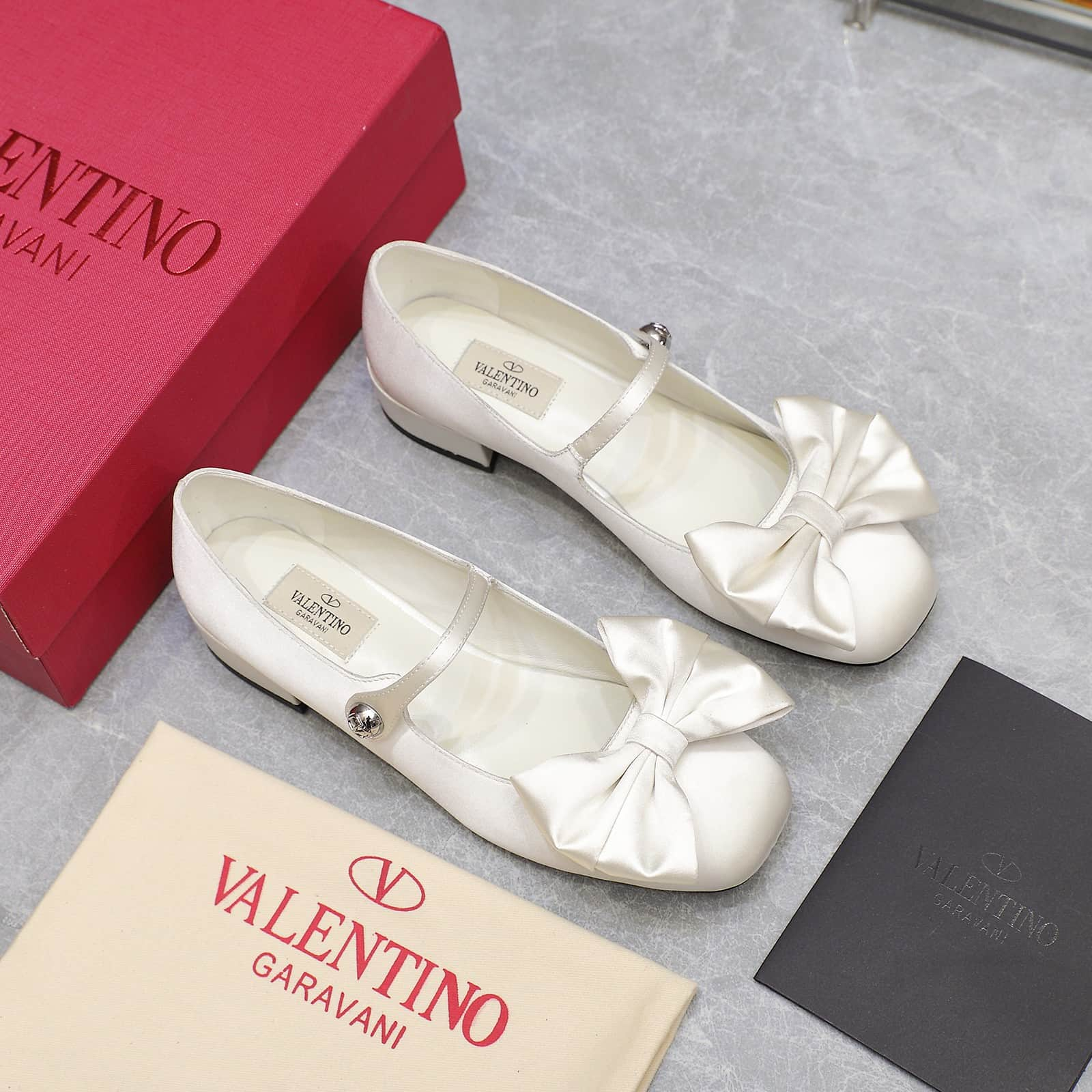 Valentino Garavani Roman Stud Flats