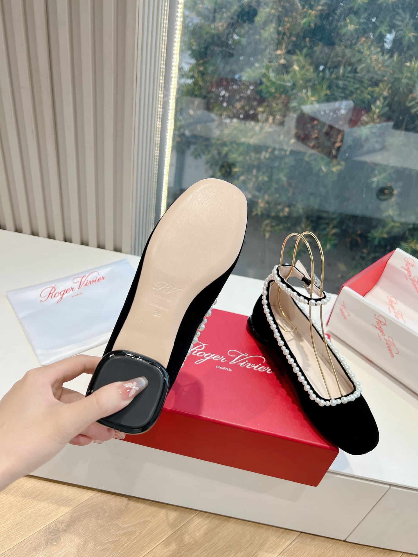 Valentino VLOGO SIGNATURE Flats