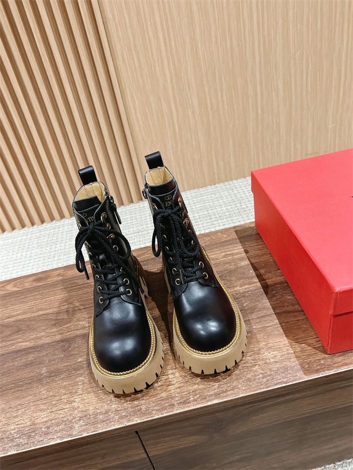 Valentino COMBAT BOOT Lace-up