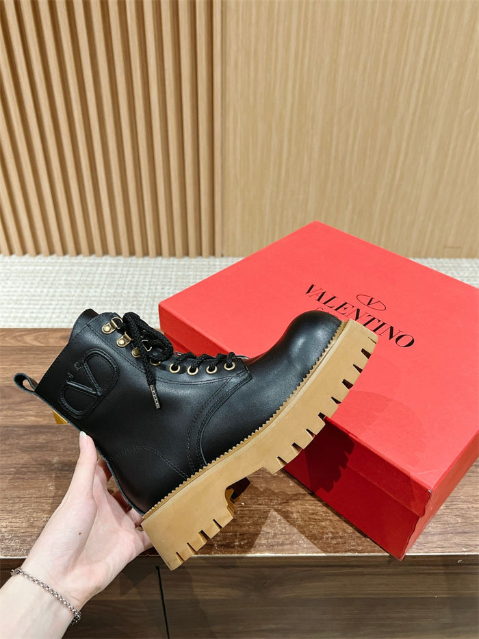 Valentino COMBAT BOOT Lace-up