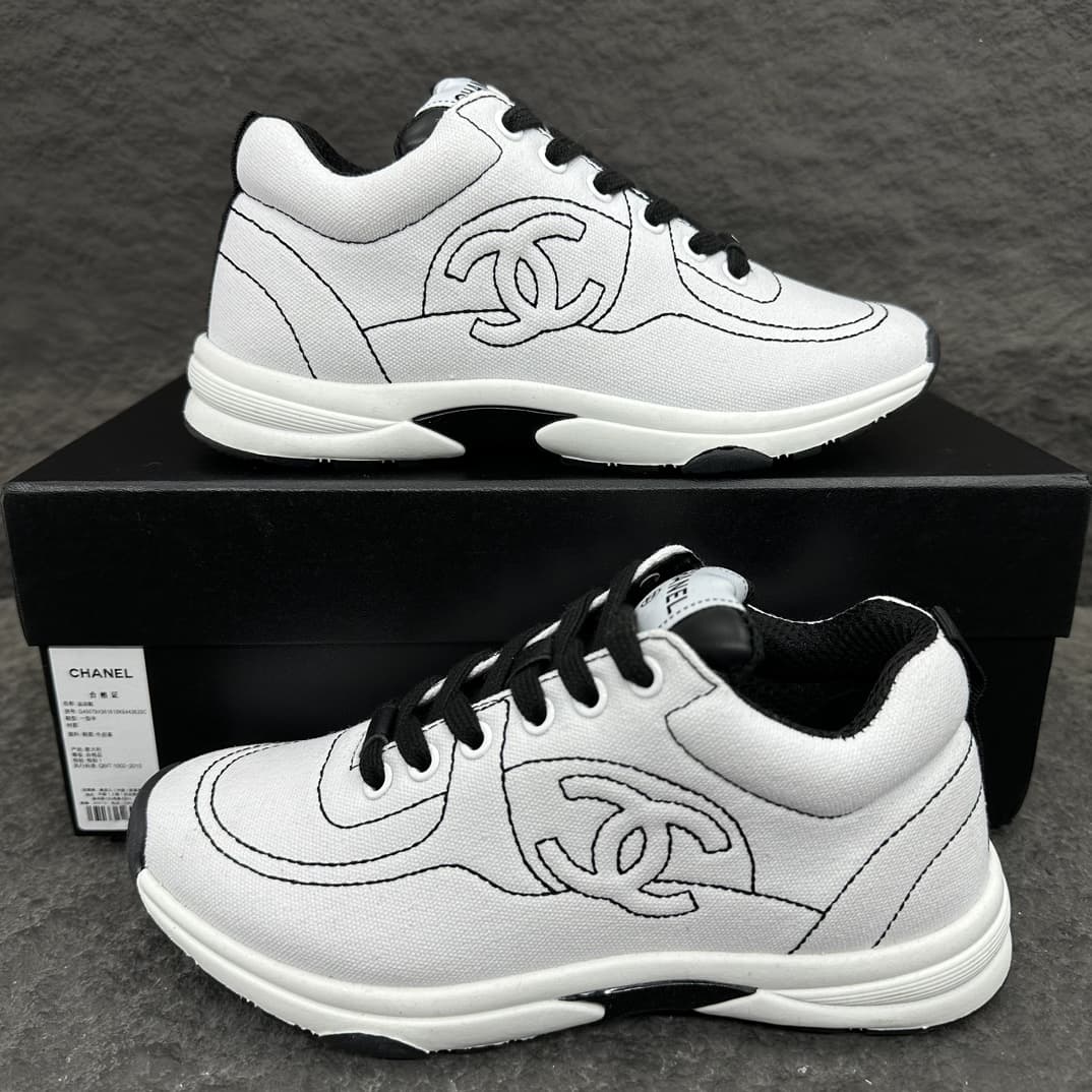 Chanel Men Women Sneaker 