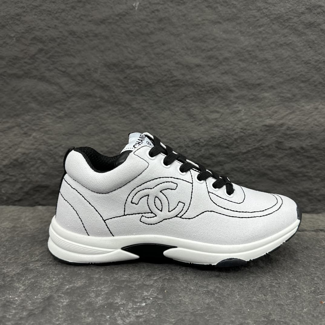 Chanel Men Women Sneaker 