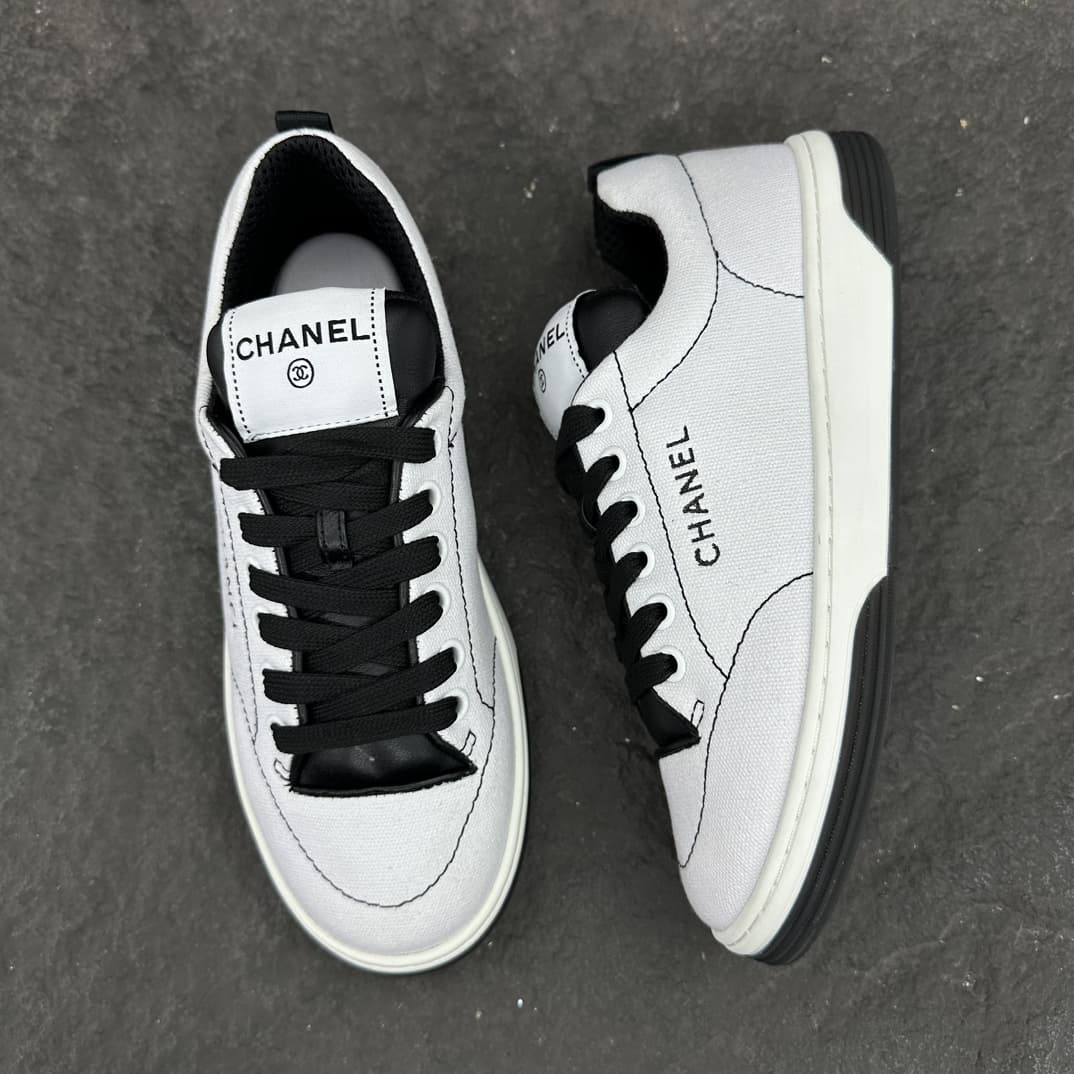 Chanel Men Women Sneaker 