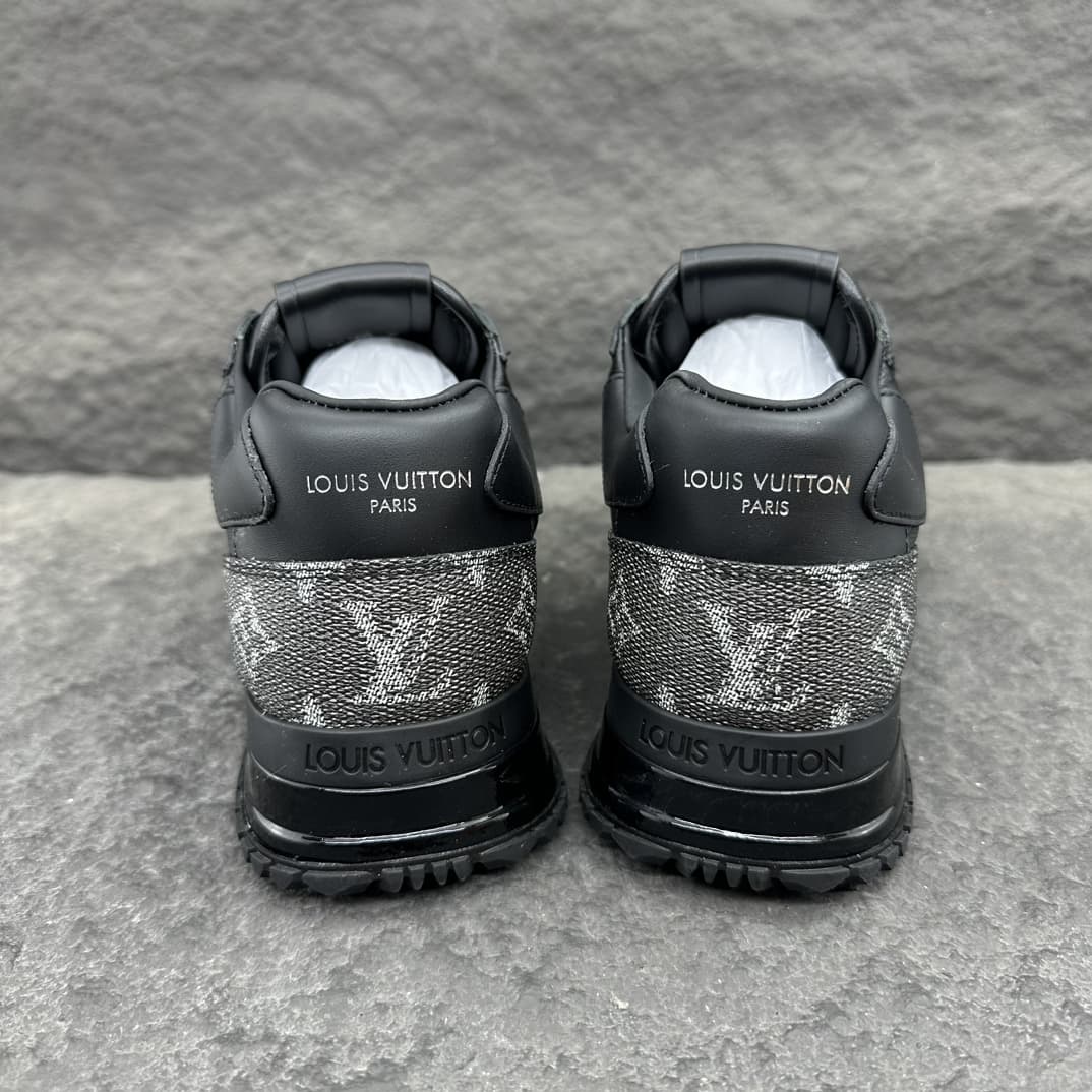 Louis Vuitton RUN AWAY Men Sneaker