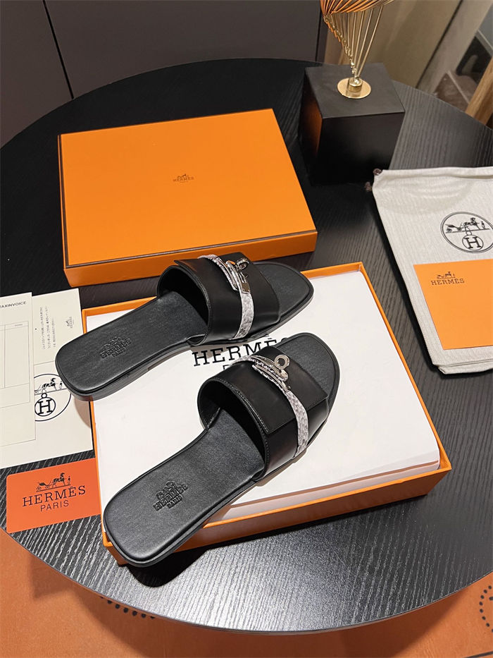 Hermes Giulia Sandals