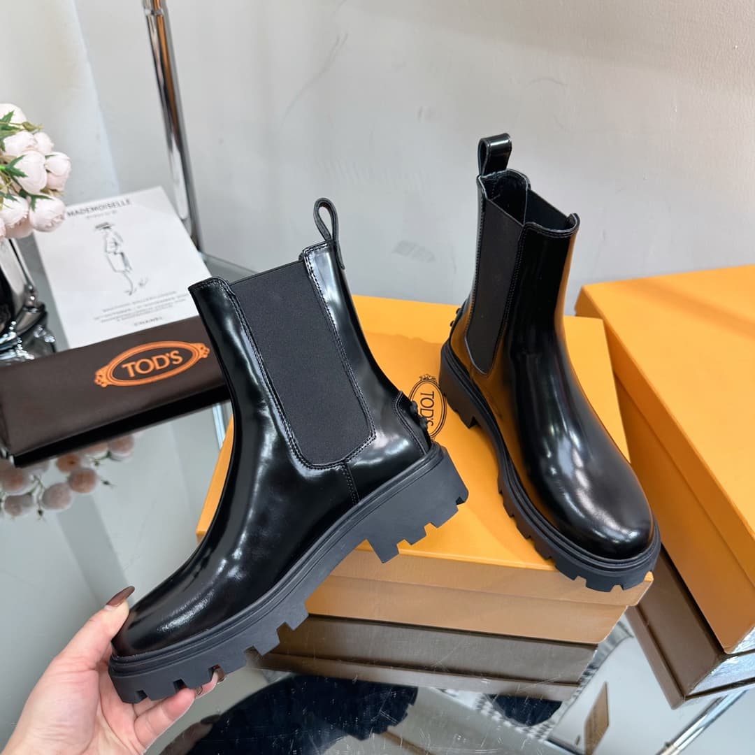 Tod's Boots