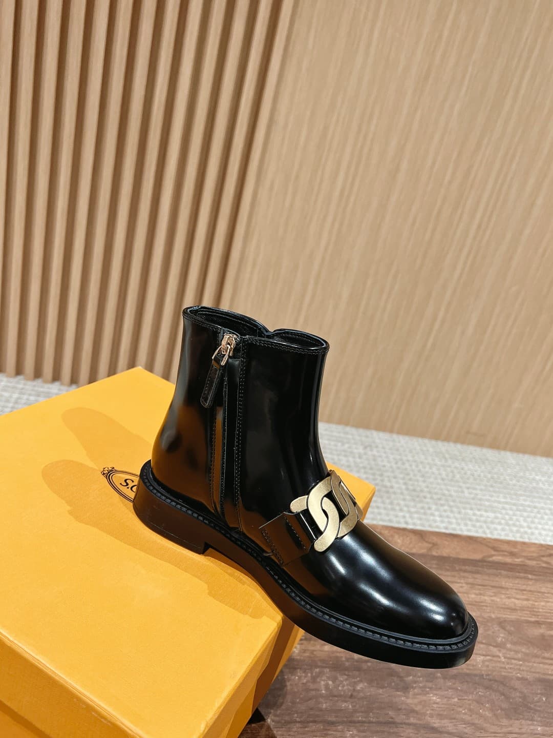 Tod's Boots