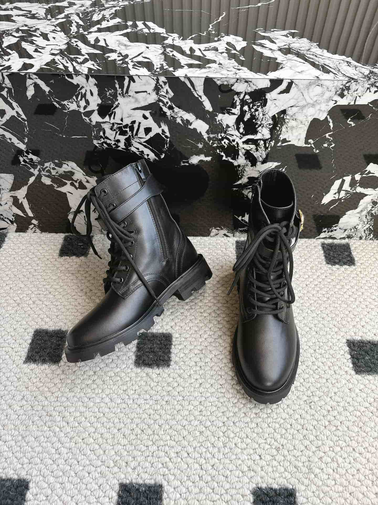 Celine Women's Boots