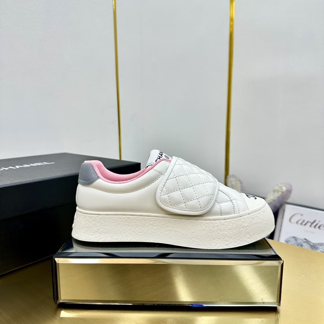 Chanel Women Sneaker