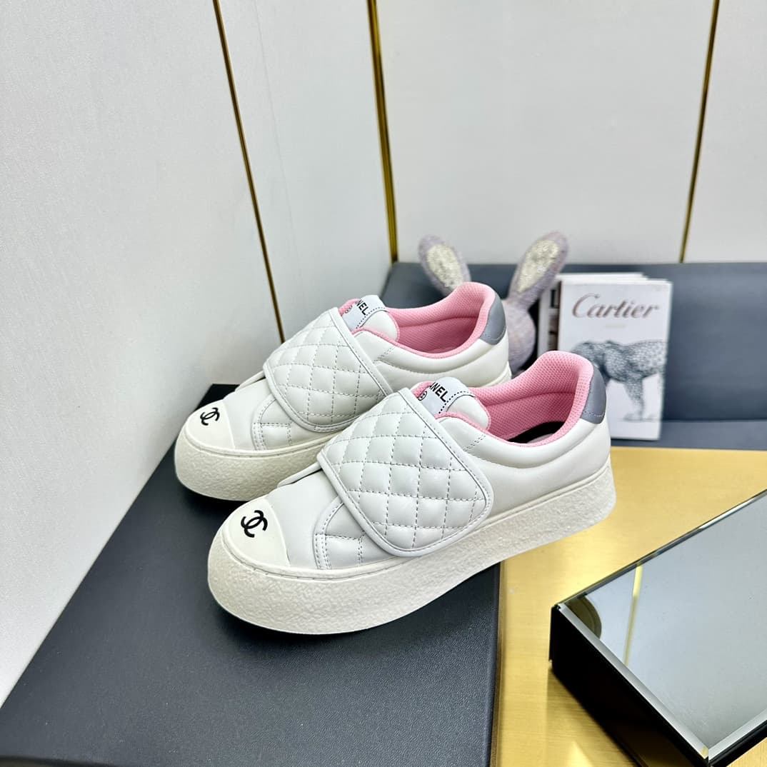 Chanel Women Sneaker