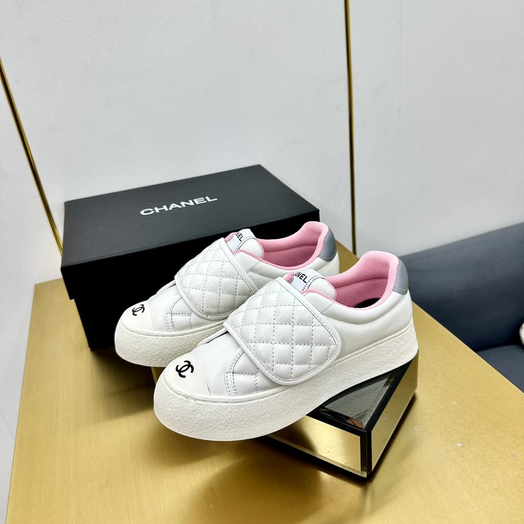 Chanel Women Sneaker