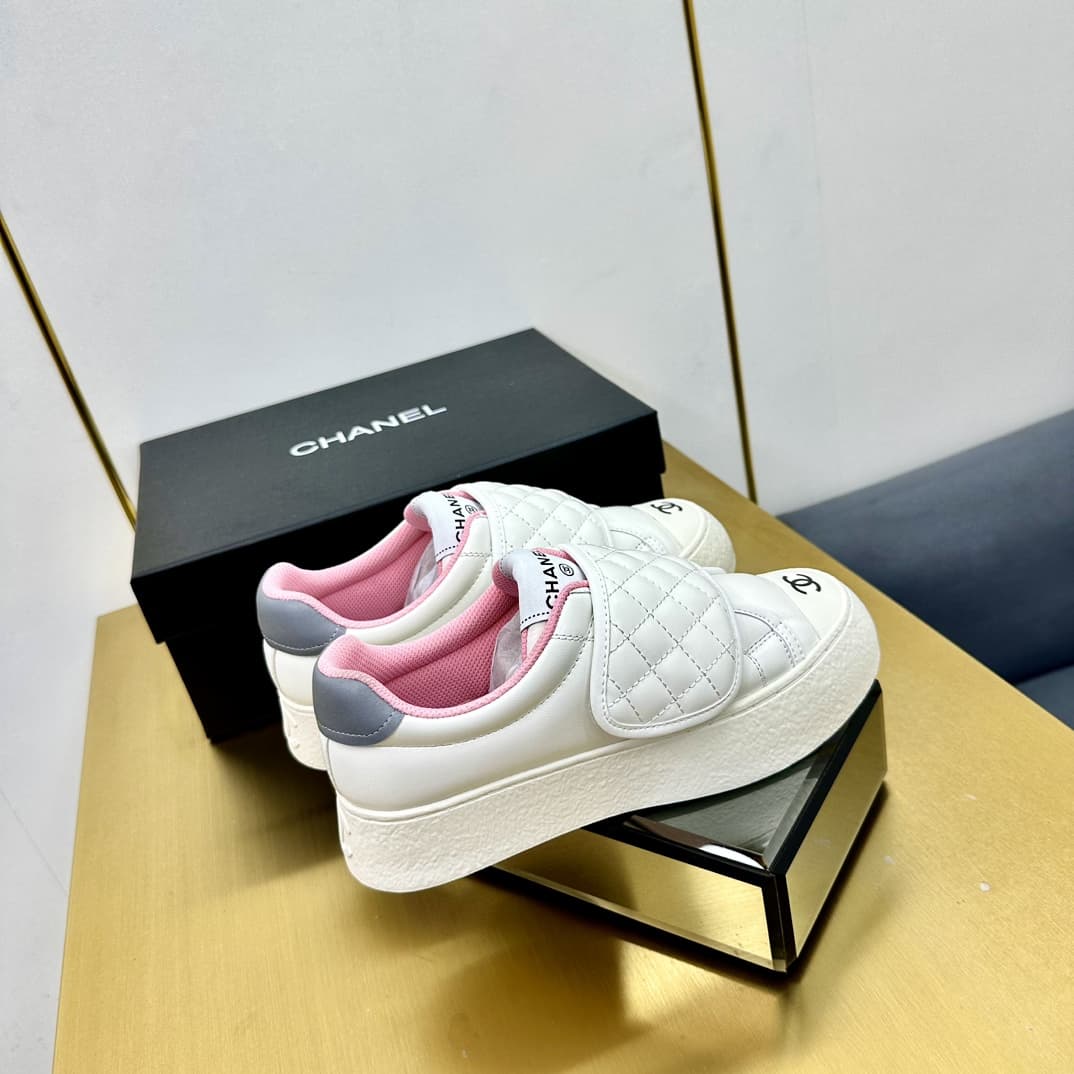 Chanel Women Sneaker