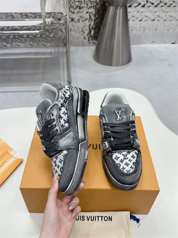 Louis Vuitton LV Trainer Sneaker Brushed