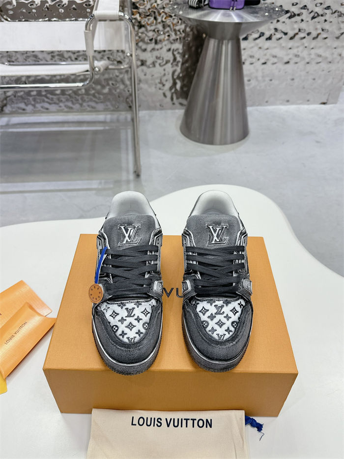 Louis Vuitton LV Trainer Sneaker Brushed