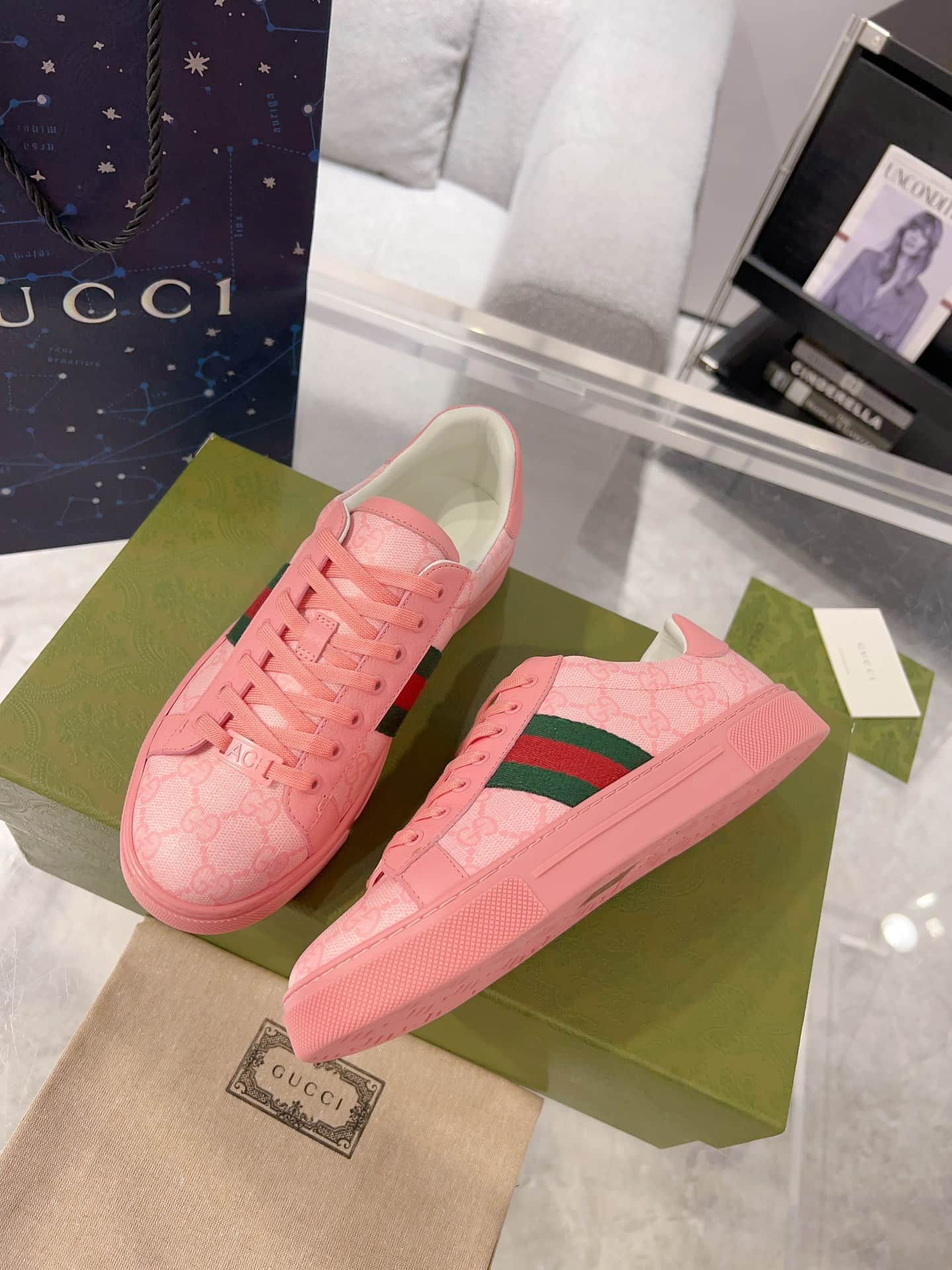 Gucci Ace Men Women Low-top Sneaker 