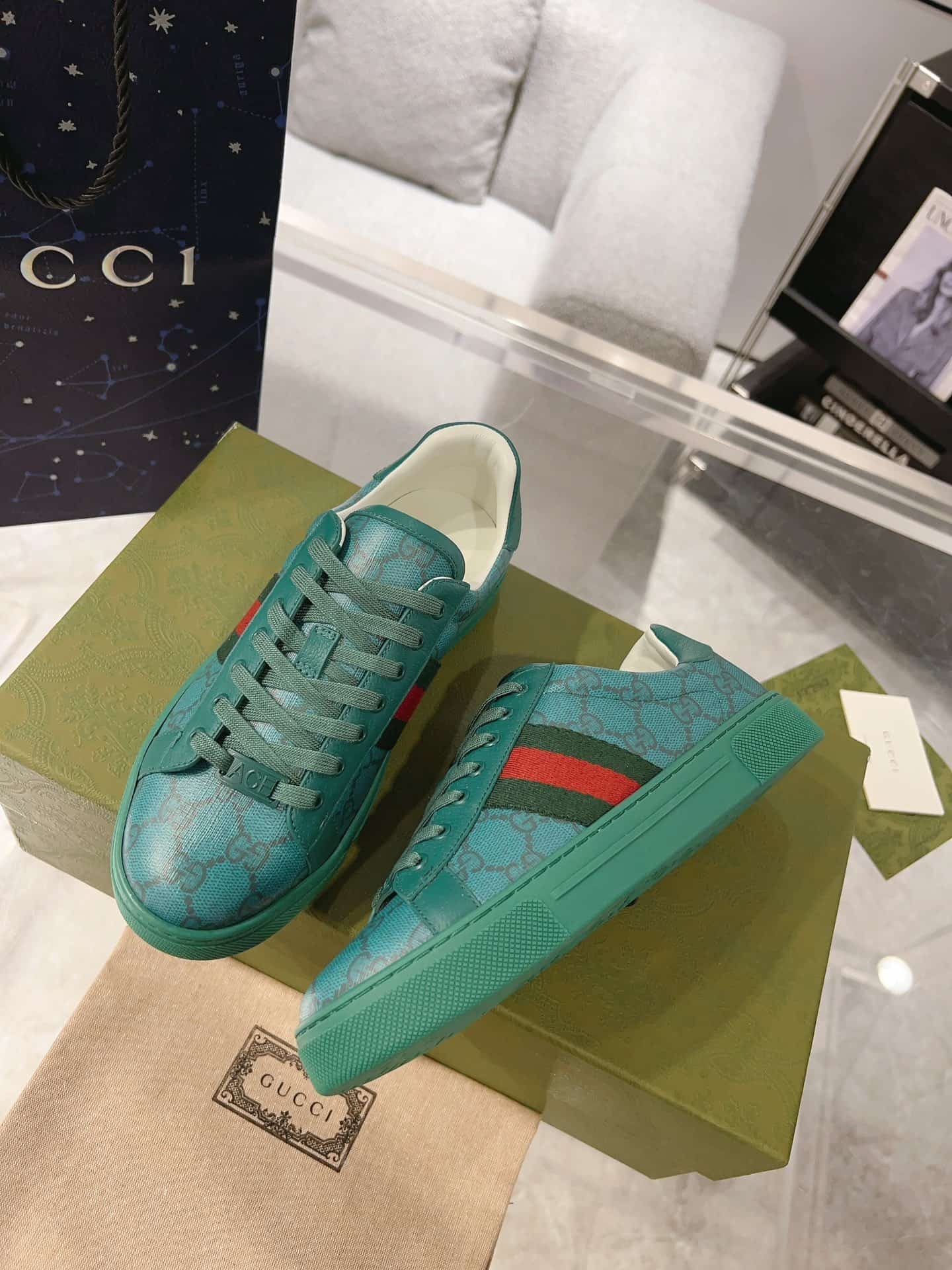 Gucci Ace Men Women Low-top Sneaker 