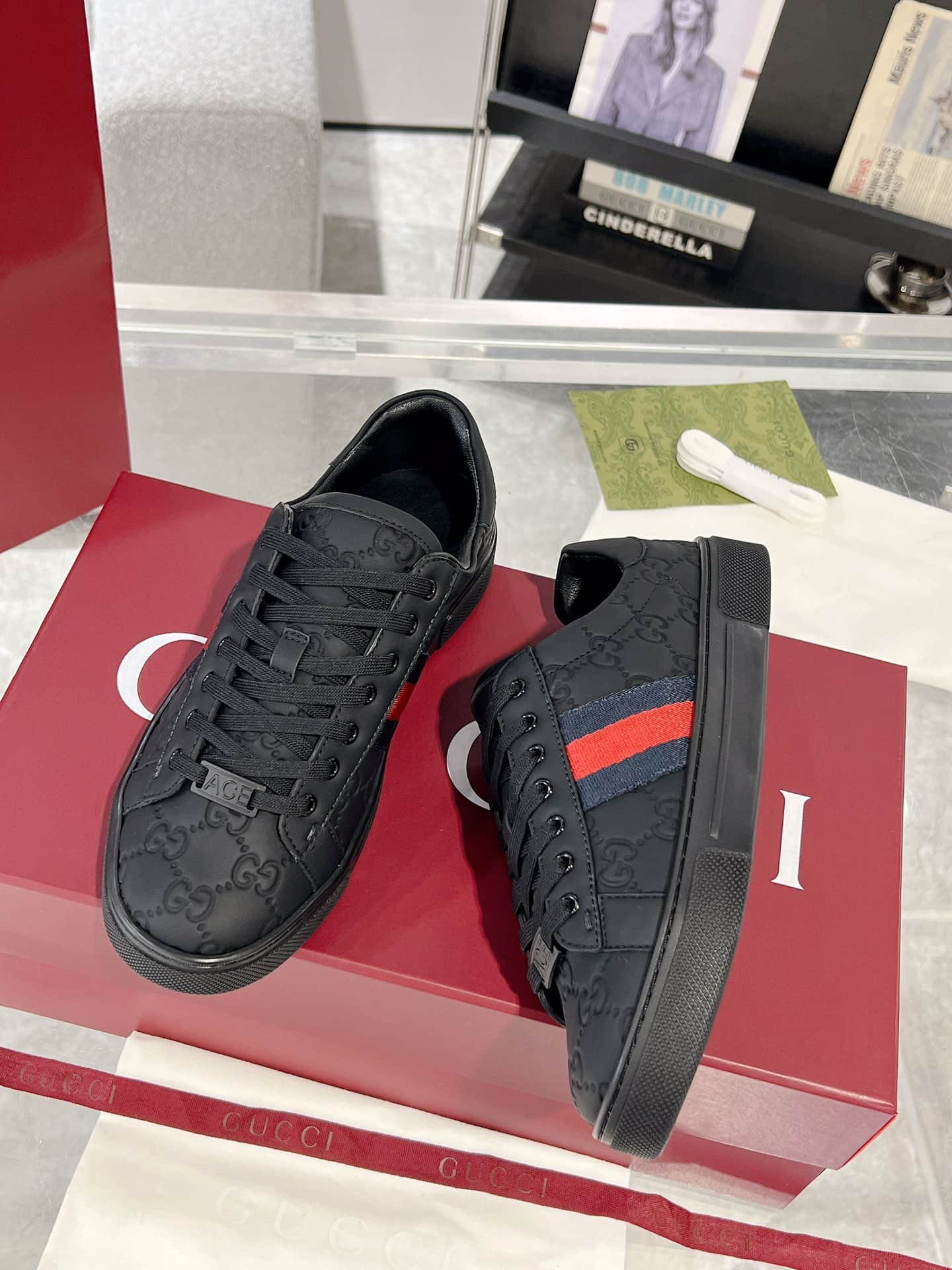 Gucci Ace Men Women Low-top Sneaker 