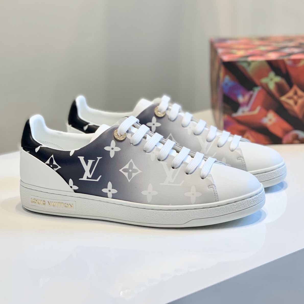 Louis Vuitton Frontrow Sneaker In Black