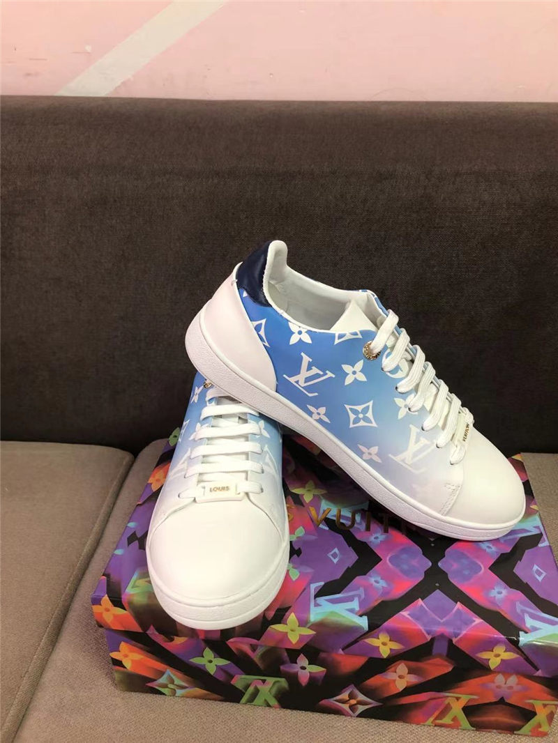 Louis Vuitton Frontrow Sneaker In Blue