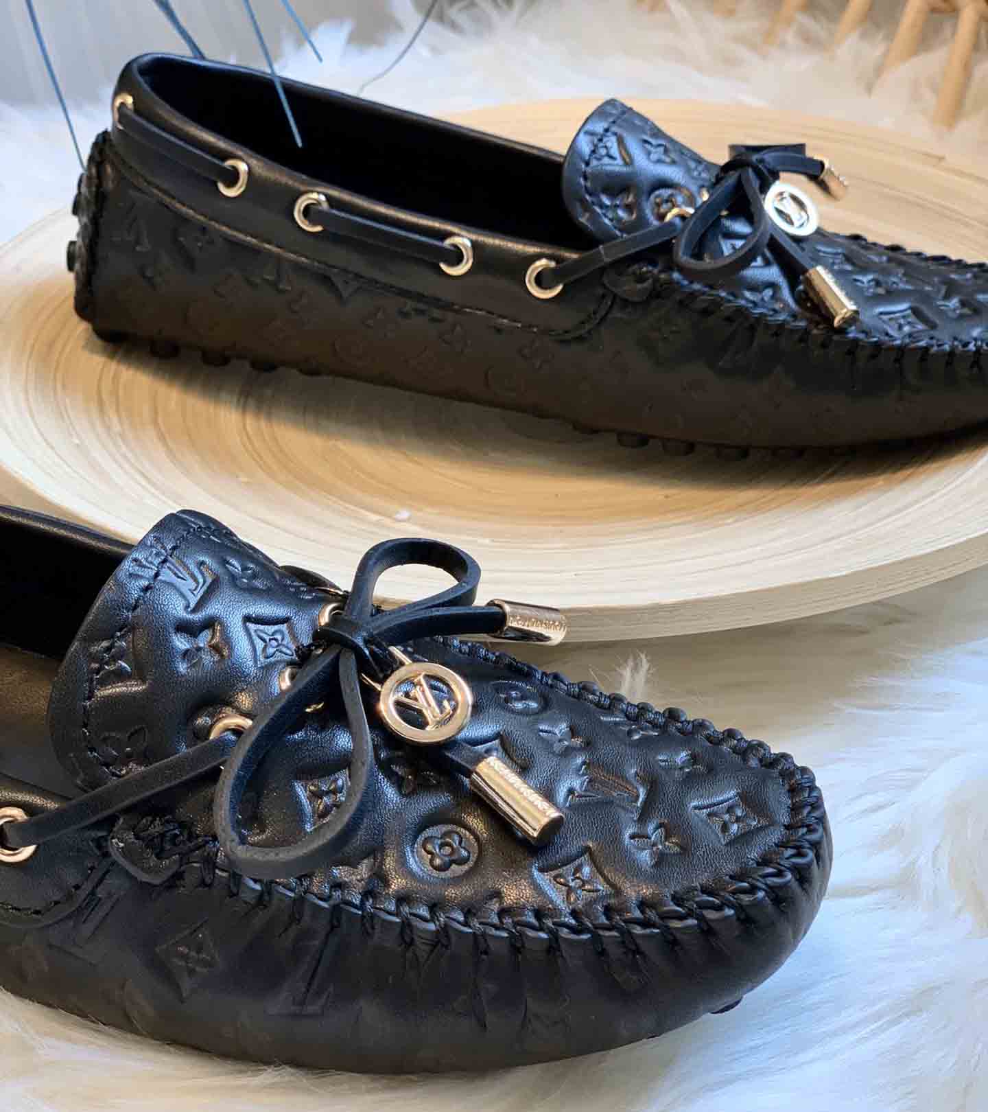 Louis Vuitton Gloria Flat Loafer In Black Leather